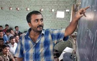 Motivational Speech of Mathematician Anand Kumar of Super 30 Classes - Motivation N You - Motivational Speech - Anand Kumar is teaching